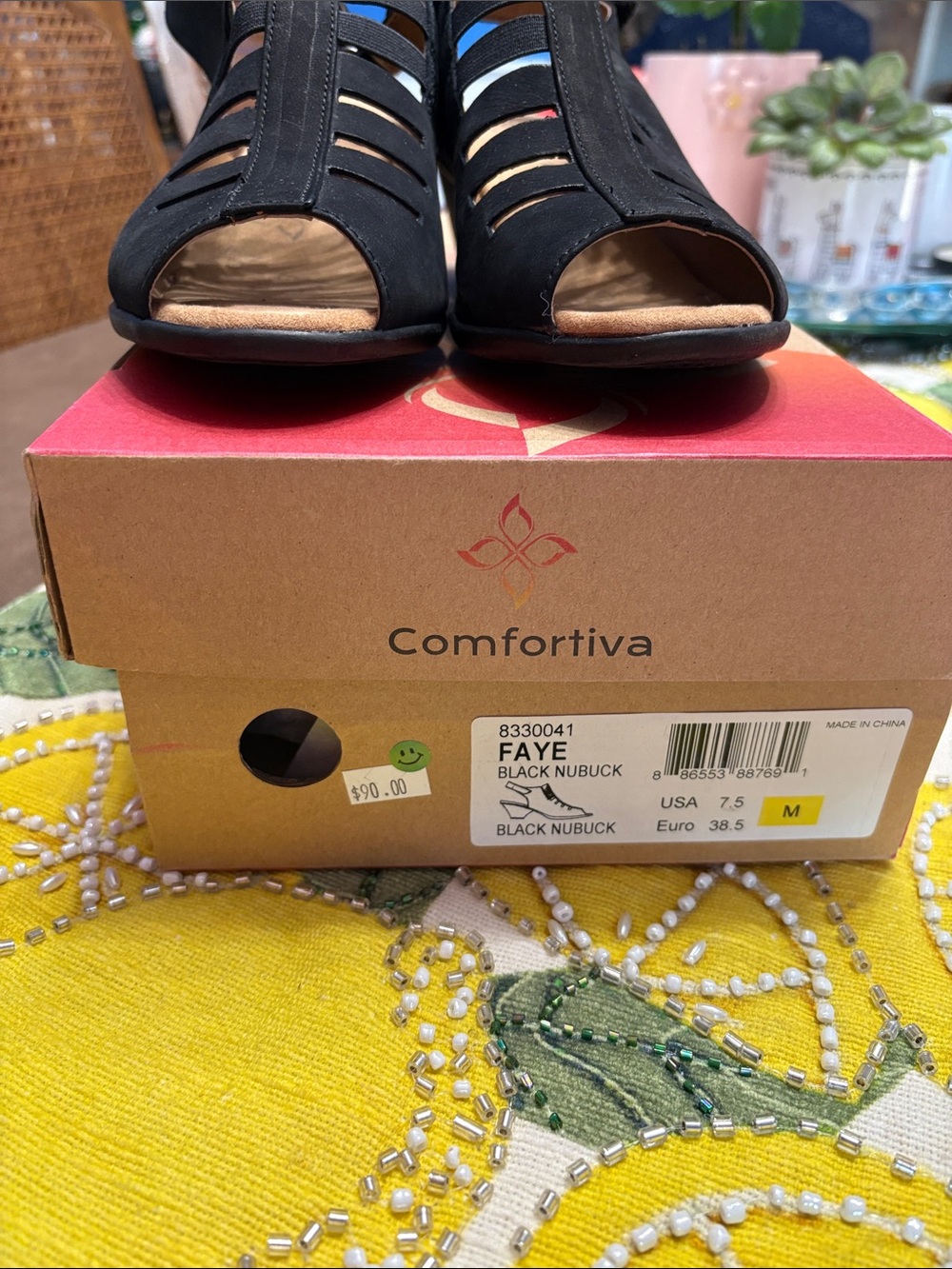 Comfortiva Black Cutout Slingback Sandals